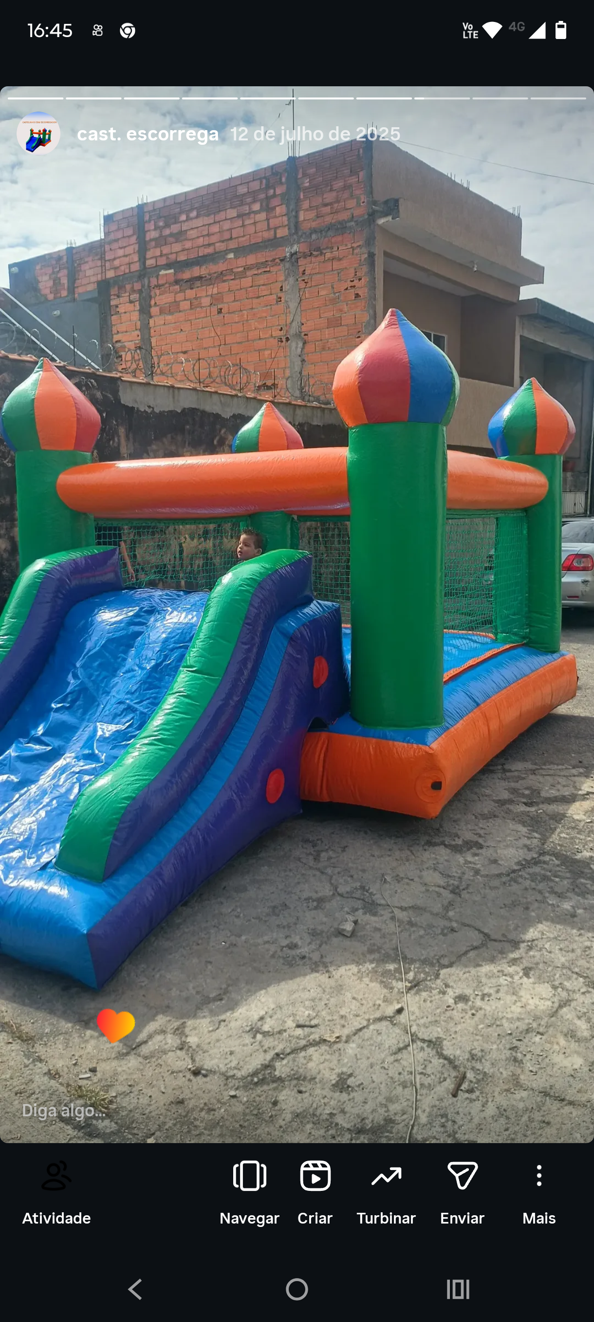 Castelinho com Escorrega